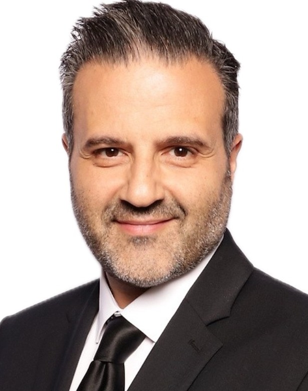 Jonathan Simhayoff, Realtor Associate at SERHANT. New Jersey